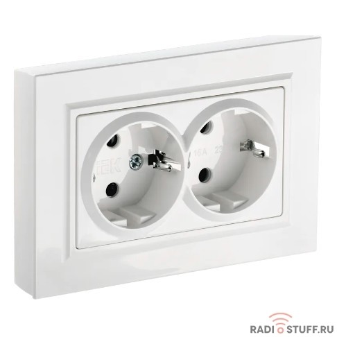 IEK BR-R21-16-K01-F BRITE Роз. 2-я с з/к без з/ш 16А в сб. РС12-3-БрБ бел. 